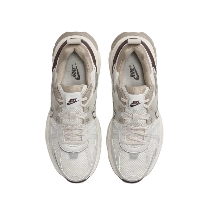 حذاء جري أصلي من Nike V2K Run Mesh للرجال والنساء، خفيف الوزن، مزود ببطانة تدليك، حذاء رياضي للمشي في الهواء الطلق