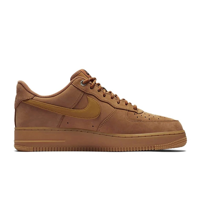 حذاء تزلج Nike Air Force 1 07 للرجال والنساء كلاسيكي باللونين الأسود والأبيض مصنوع من الجلد الأصلي غير قابل للانزلاق ومريح للجري من Af1