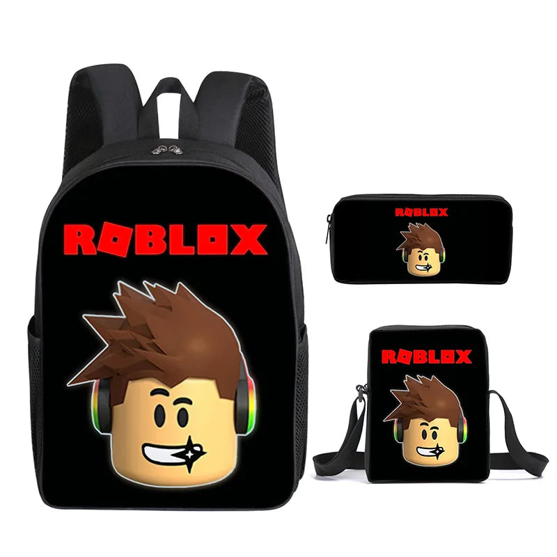 مجموعة من ثلاث قطع من حقيبة مدرسية ثلاثية الأبعاد مطبوعة من لعبة Roblox تحيط بطلاب المدارس الابتدائية والثانوية وحقيبة ظهر وحقيبة قلم