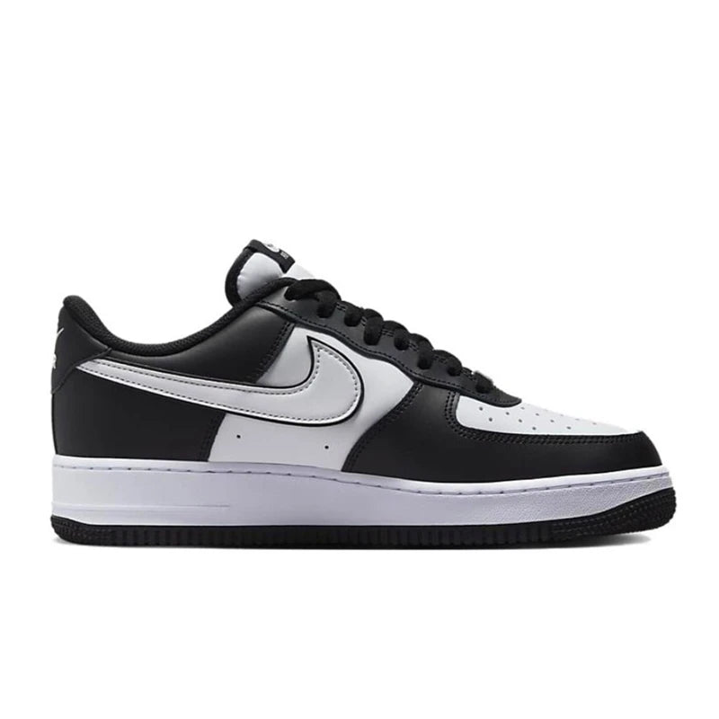 حذاء تزلج Nike Air Force 1 07 للرجال والنساء كلاسيكي باللونين الأسود والأبيض مصنوع من الجلد الأصلي غير قابل للانزلاق ومريح للجري من Af1