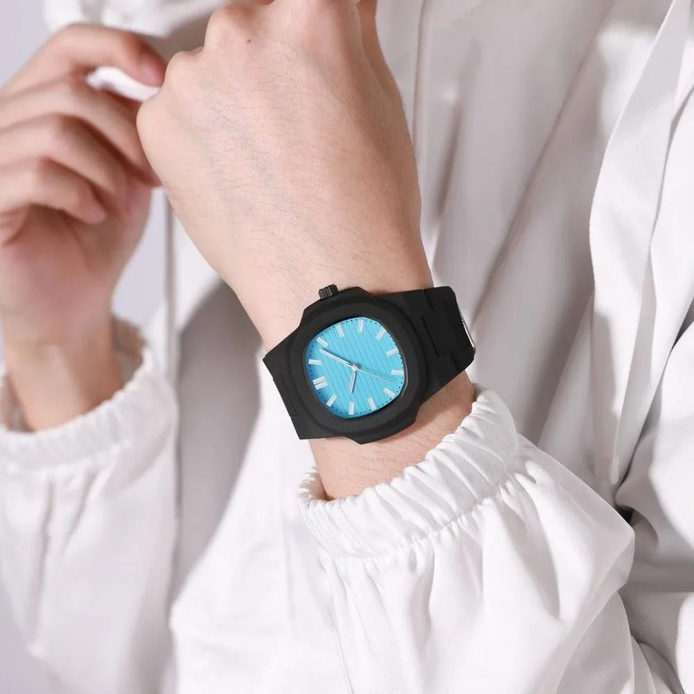 ساعة يد رجالية نسائية كلاسيكية بسيطة من Orologio باللونين الأسود والأبيض وحزام من السيليكون Reloj Mujer كوارتز ساعة يد للرجال والنساء