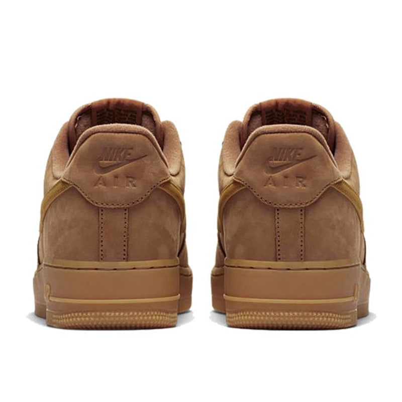 حذاء تزلج Nike Air Force 1 07 للرجال والنساء كلاسيكي باللونين الأسود والأبيض مصنوع من الجلد الأصلي غير قابل للانزلاق ومريح للجري من Af1