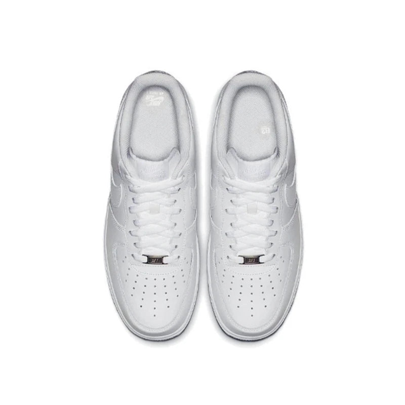 حذاء تزلج Nike Air Force 1 07 للرجال والنساء كلاسيكي باللونين الأسود والأبيض مصنوع من الجلد الأصلي غير قابل للانزلاق ومريح للجري من Af1