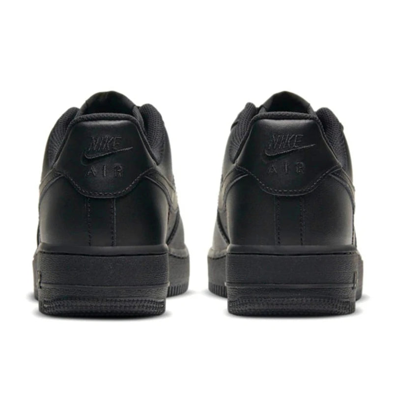 حذاء تزلج Nike Air Force 1 07 للرجال والنساء كلاسيكي باللونين الأسود والأبيض مصنوع من الجلد الأصلي غير قابل للانزلاق ومريح للجري من Af1